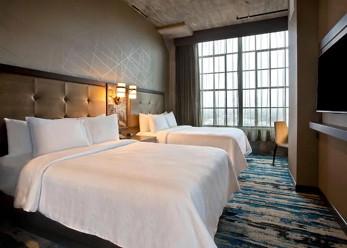 Embassy By Hilton Riverfront Hotel Rockford