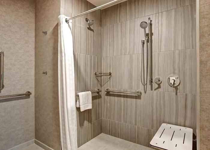 Embassy By Hilton Riverfront 4*