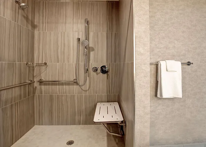 Embassy By Hilton Riverfront 4*
