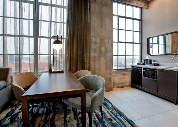 Embassy By Hilton Riverfront 4*