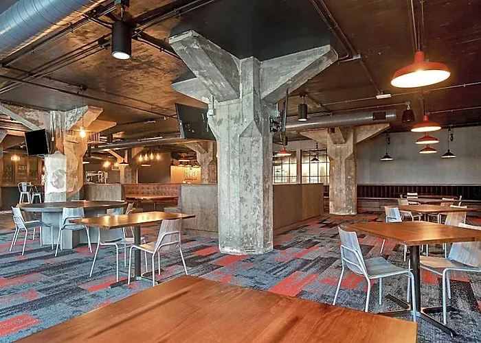 Embassy By Hilton Riverfront 4* Rockford
