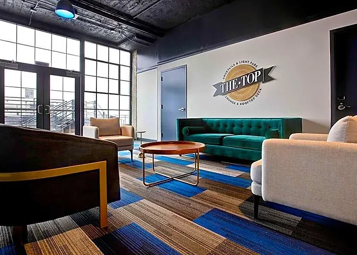Embassy By Hilton Riverfront Hotel