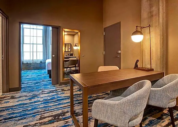 Embassy By Hilton Riverfront