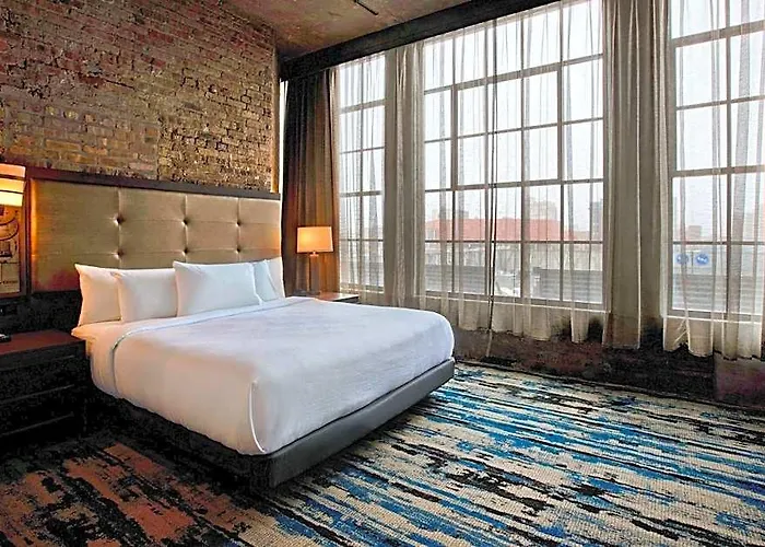 Embassy By Hilton Riverfront